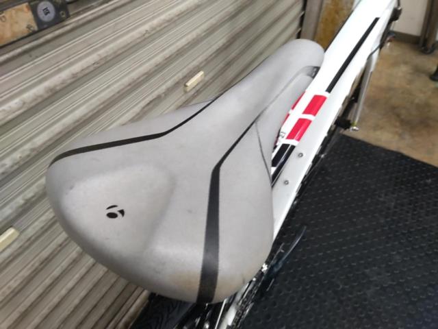 TREK MADONE 2.1 2015年モデル?? 700×25C 2×11段変速 アルミロードバイク ホワイト