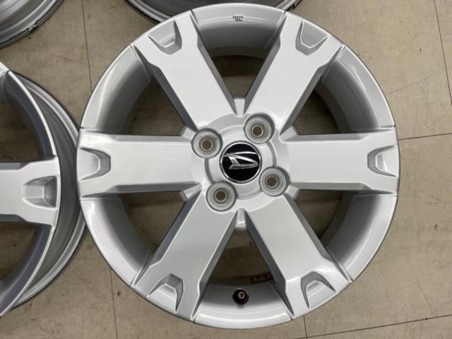 DAIHATSU タフト 純正ホイール