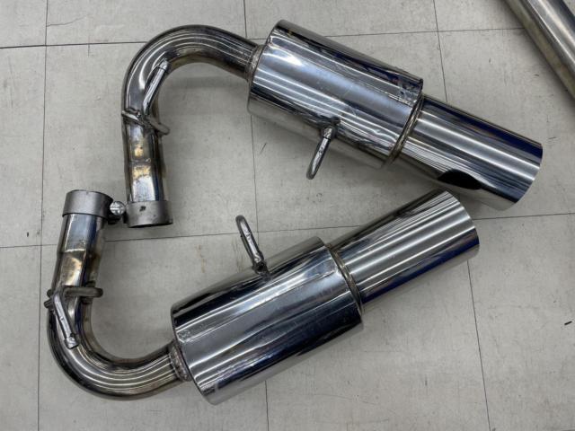 【86/BRZ/ZN6/ZD6】神風ミルキーホワイト? 左右出しマフラー