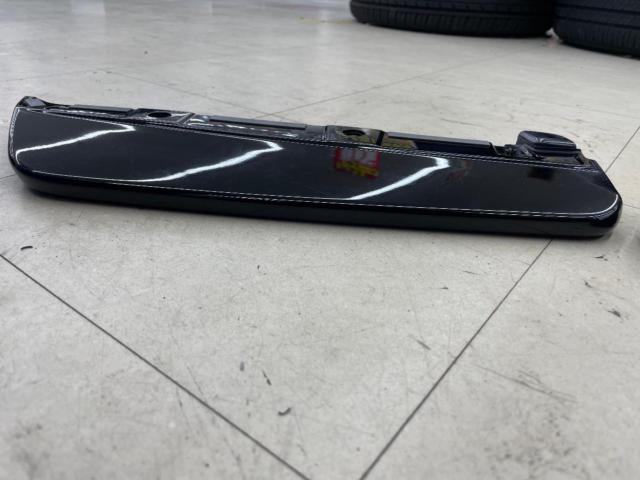 [WRX
S4
VBHSTI
Rear side under spoiler