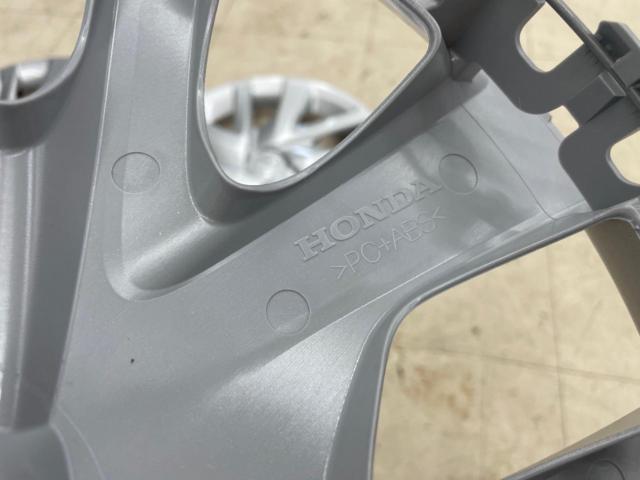 【N-BOX/JF3/JF4】ホンダ純正 ホイールキャップ