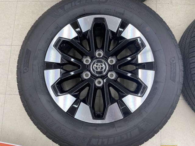 コンテナ トヨタ純正 ハイラックス GUN226 Zグレードホイール  + MICHELIN PRIMACY SUV