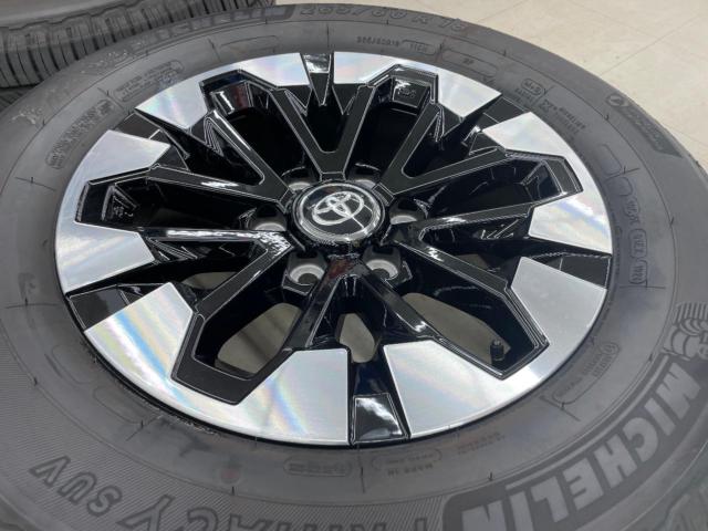 コンテナ トヨタ純正 ハイラックス GUN226 Zグレードホイール  + MICHELIN PRIMACY SUV