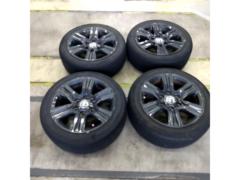 Wheel only TOYOTA
Hilux (GUN125 late model genuine wheels)