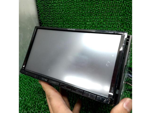 【ディスプレイに線傷】KENWOOD MDV-D307BT