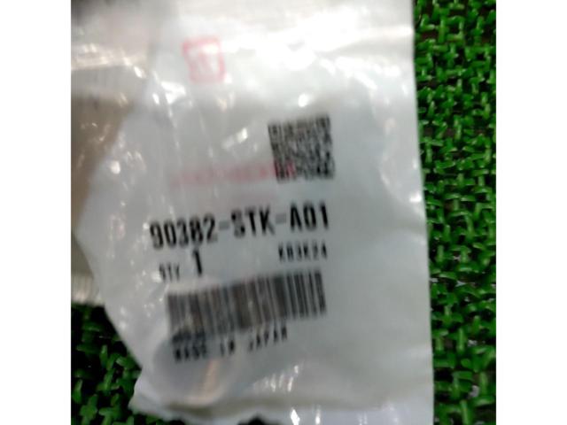 【ジェイド/FR15】HONDA 90382-STK-A01 フロントストラットナット