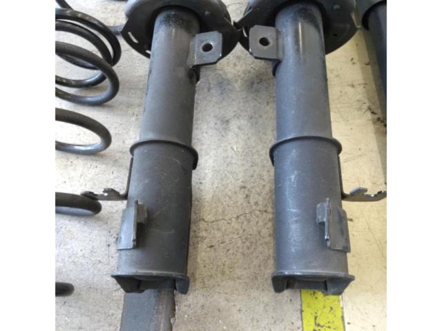 Suzuki Swift Sport / ZC33S
Genuine
Suspension kit