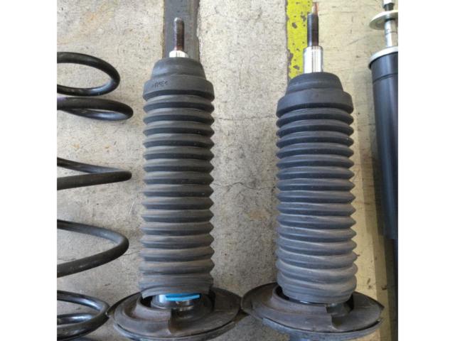 Suzuki Swift Sport / ZC33S
Genuine
Suspension kit