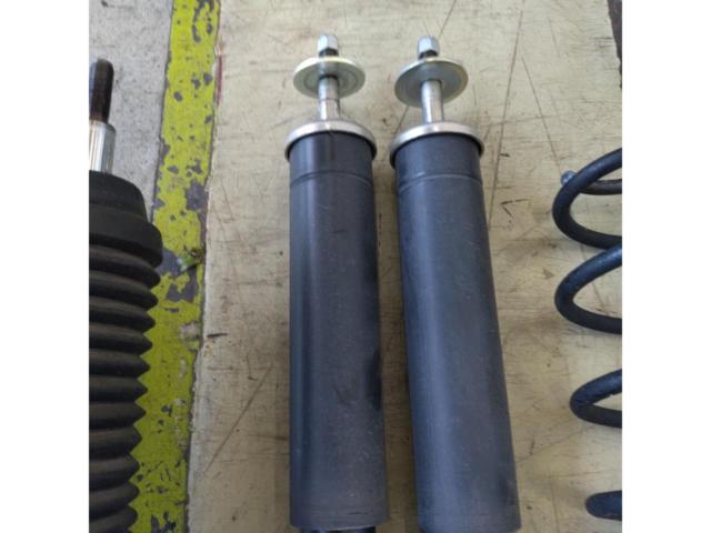 Suzuki Swift Sport / ZC33S
Genuine
Suspension kit