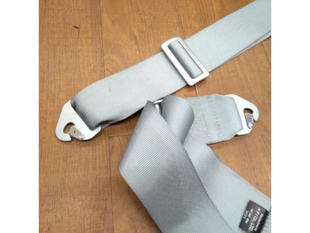 HPI
3 inches
Turnbuckle four-point seat belt