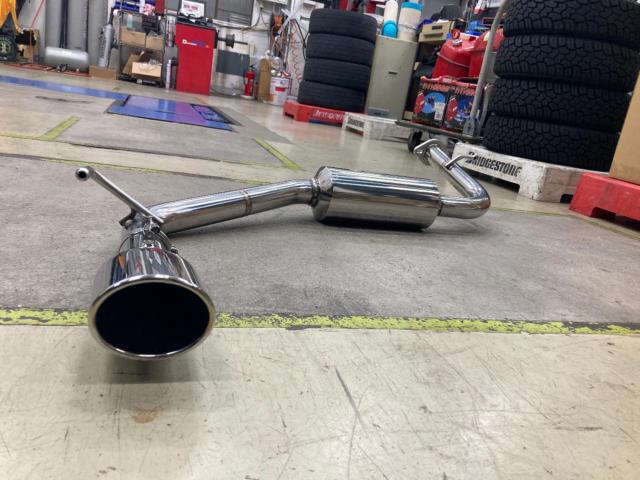 SURUGA
SUPEED Serena/C26
Stainless muffler
