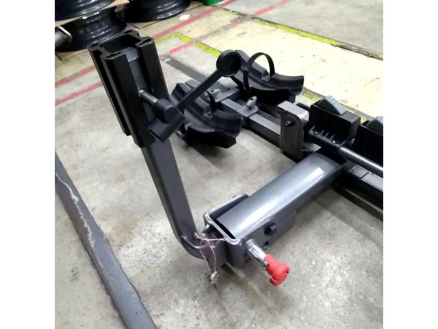 YAKIMA
Cycle carriers for hitch
Two-timer
For two