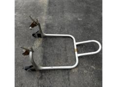 *Hook section is distorted. Manufacturer unknown. Rear maintenance stand.