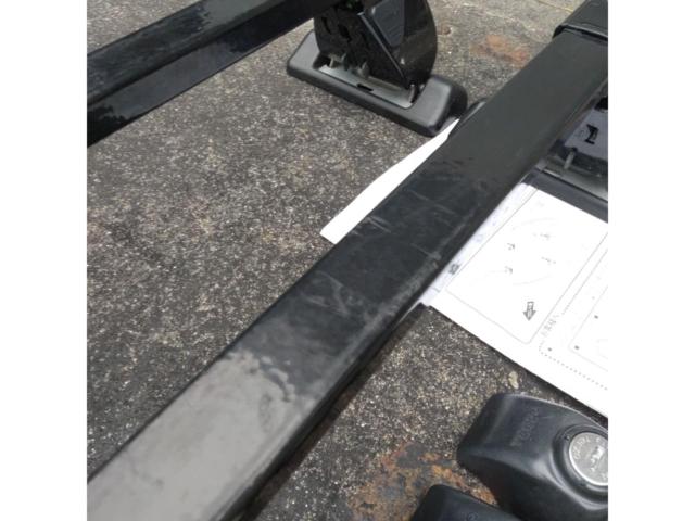 TERZO
EF14BL+EB5 *Vehicle-specific hooks are required.