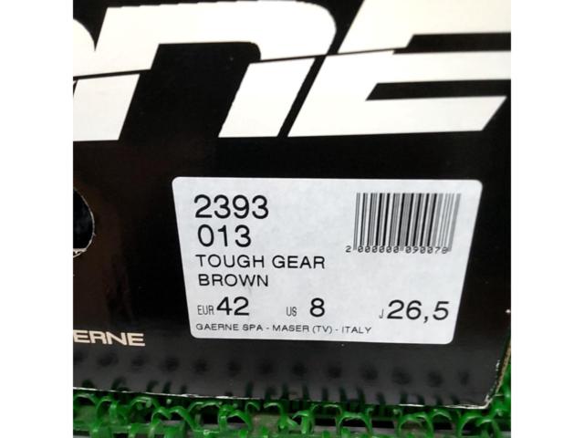 GAERNE
2393
013
TOUGH
GEAR
BROWN
Size: 26.5cm