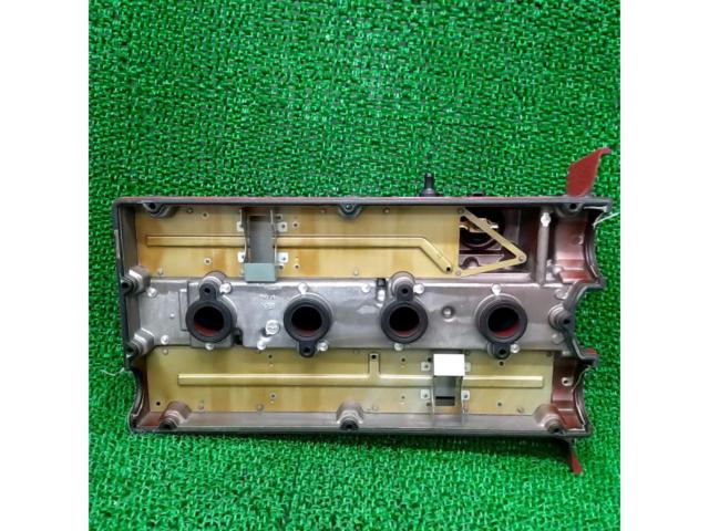 【三菱純正】ランサーエボリューション5 純正 タペットカバー(赤)