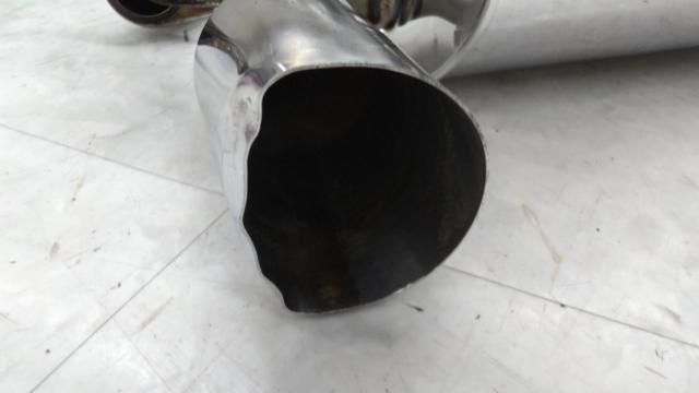 Wakeari
Nissan
Made FUJITSUBO
Fairlady Z (Z33
The previous fiscal year)
Genuine
Options muffler