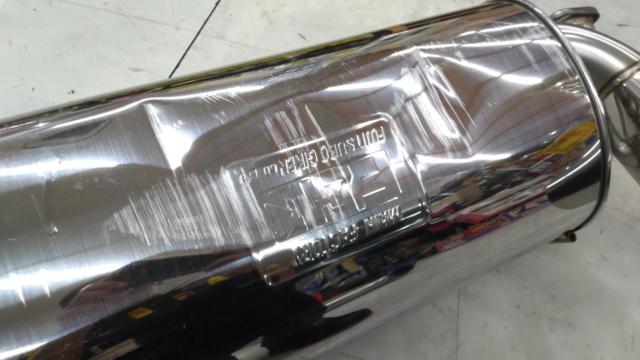 Wakeari
Nissan
Made FUJITSUBO
Fairlady Z (Z33
The previous fiscal year)
Genuine
Options muffler