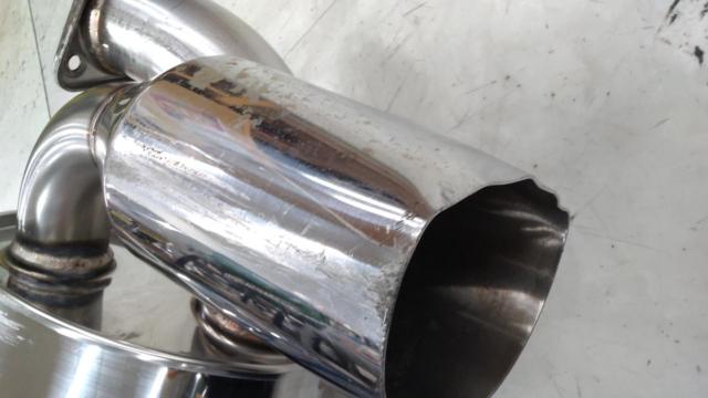 Wakeari
Nissan
Made FUJITSUBO
Fairlady Z (Z33
The previous fiscal year)
Genuine
Options muffler