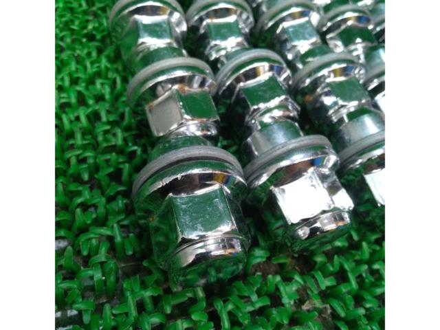 [M12xP1.25
Taira-za
20 pieces NISSAN
Genuine nut