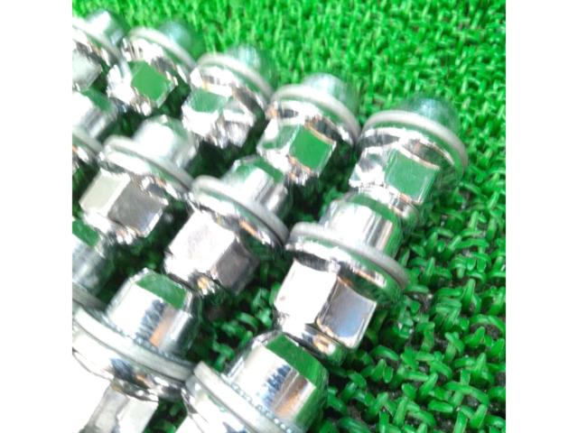 [M12xP1.25
Taira-za
20 pieces NISSAN
Genuine nut