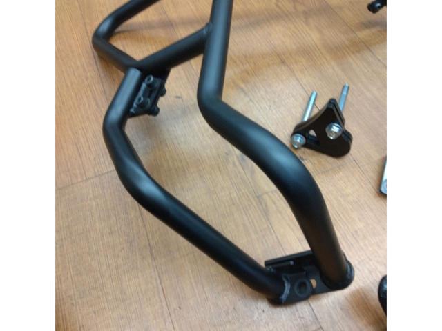 DAYTONA Pipe Engine Guard
Upper
V-Strom 250SX (2023-2025)