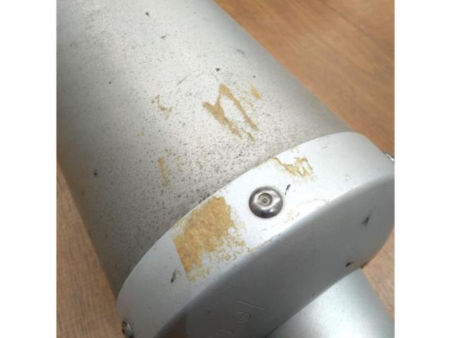 *Scratches present. YAMAHA YZF-R6/5EB
Genuine
Silencer
