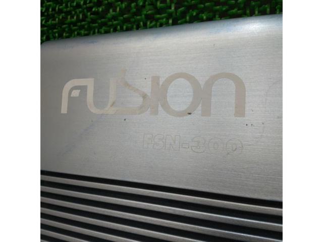 Fusion
2ch power amplifier
FSN-300