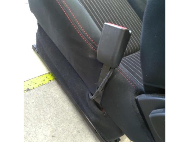 Suzuki Alto Works / HA36S
Genuine
Made RECARO
Semi bucket seat
Driver side