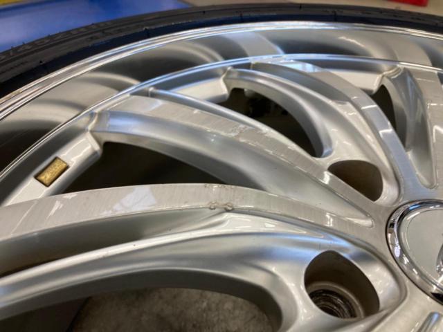 weds
LEONIS
EX
+
KENDA
KR 201
215 / 45R18
93W(ZR)