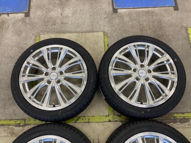 weds
LEONIS
EX
+
KENDA
KR 201
215 / 45R18
93W(ZR)