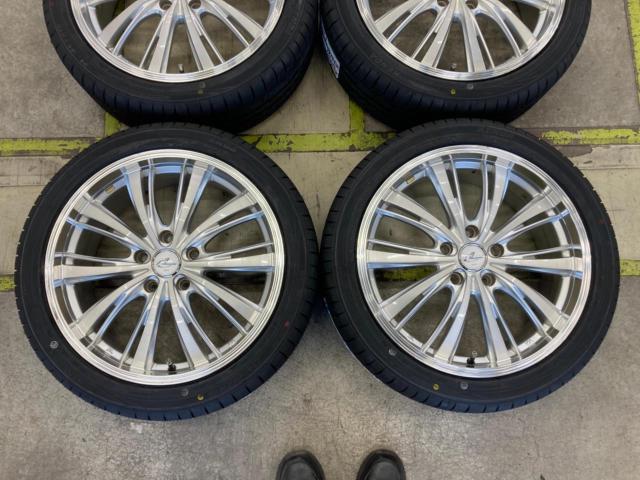 weds
LEONIS
EX
+
KENDA
KR 201
215 / 45R18
93W(ZR)
