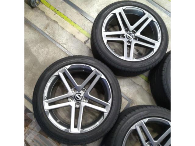 NISSAN
Fairlady Z (RZ34) genuine wheels + YOKOHAMA
ADVAN
SPORT
V 107