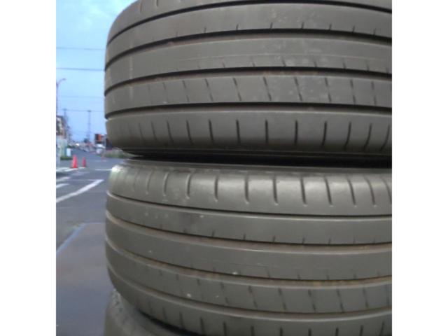 NISSAN
Fairlady Z (RZ34) genuine wheels + YOKOHAMA
ADVAN
SPORT
V 107
