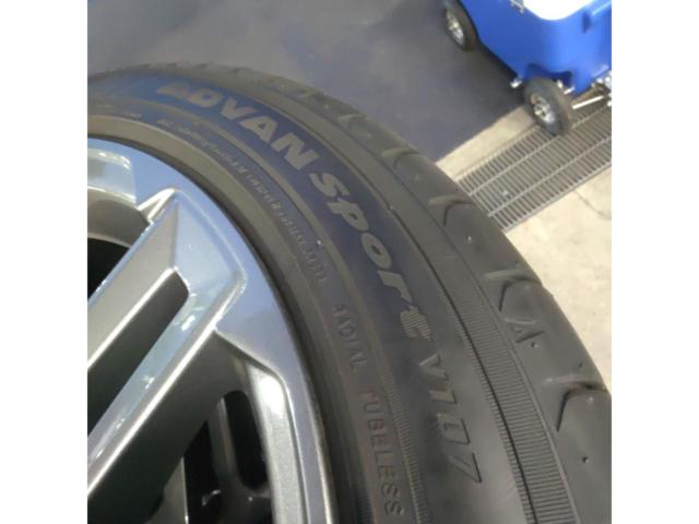 NISSAN
Fairlady Z (RZ34) genuine wheels + YOKOHAMA
ADVAN
SPORT
V 107