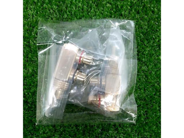 メーカー不明 金メッキ L字型RCAスプリッター 2個セット