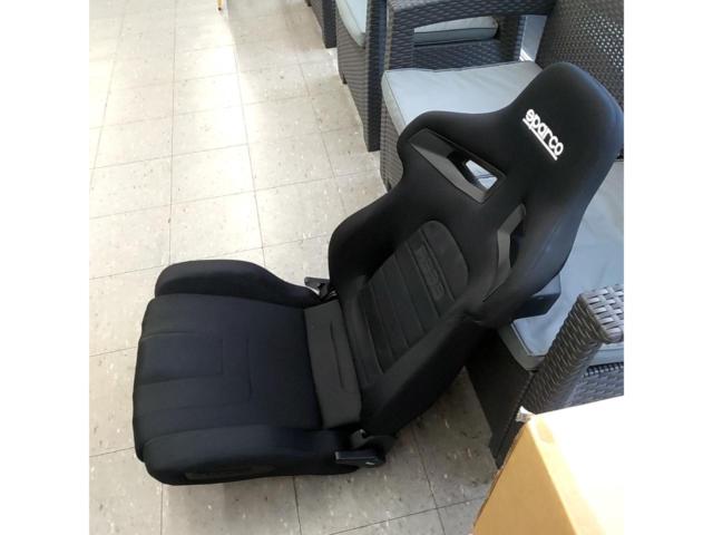 sparco R333 リクライニングシート