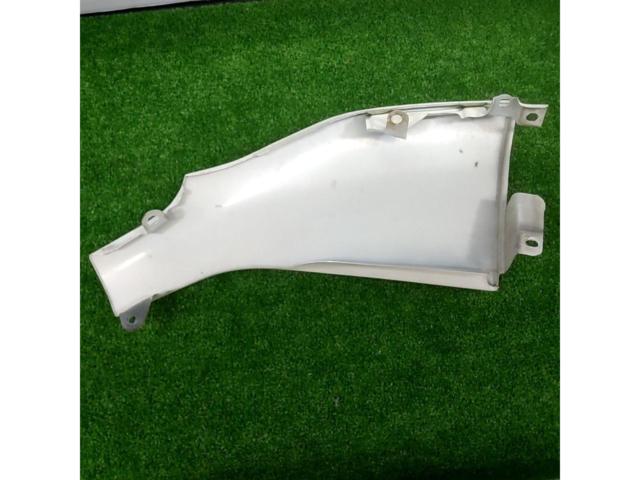 メーカー不明 200系ハイエース フロントコーナーパネル