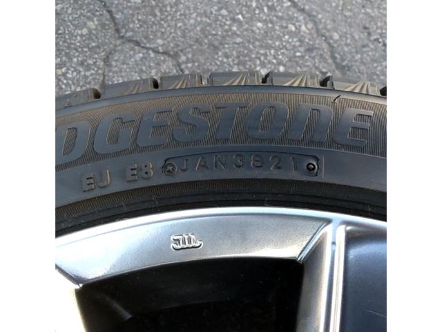 マツダ MAZDA 6 純正ホイール+BRIDGESTONE BLIZZAK VRX3