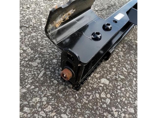 RECARO
Demio / DE3FS
Bottom stop seat rail
For the passenger seat