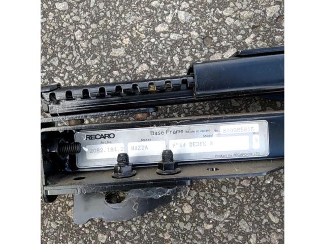 RECARO
Demio / DE3FS
Bottom stop seat rail
Driver side