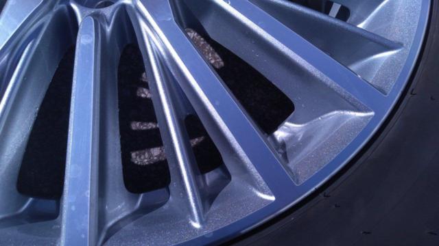 Mitsubishi genuine
Outlander original wheel + BRIDGESTONE
ALENZA
LX100