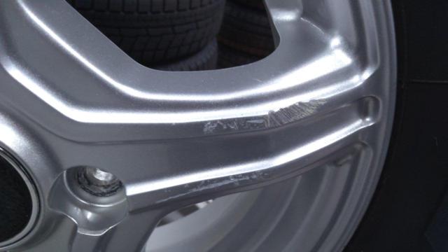 BRIDGESTONE
BALMINUM
VR5
+
BRIDGESTONE
BLIZZAK
VRX3