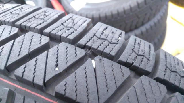 BRIDGESTONE
BALMINUM
VR5
+
BRIDGESTONE
BLIZZAK
VRX3