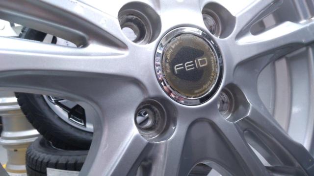 BRIDGESTONE
FEID
H5
+
YOKOHAMA
iceGUARD
iG60