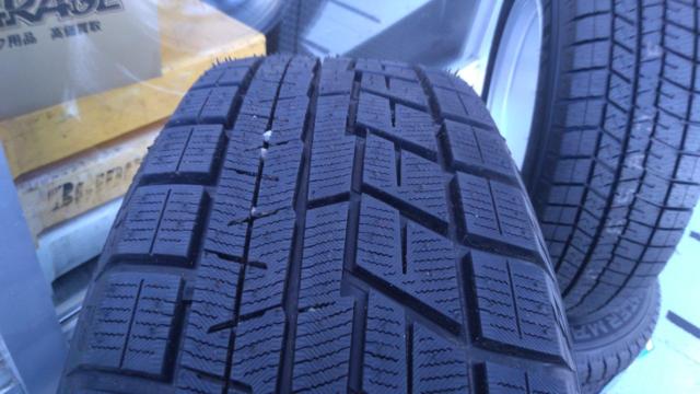 AUTOBACS
SEVEN
LEBEN
DS5
+
YOKOHAMA
iceGUARD
iG60