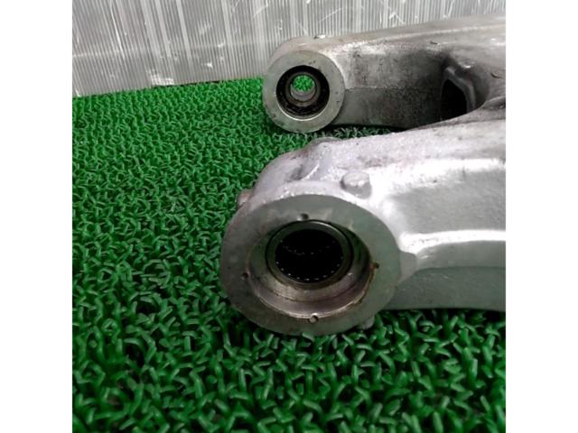 Honda (HONDA)
CBX400F
Genuine swing arm
