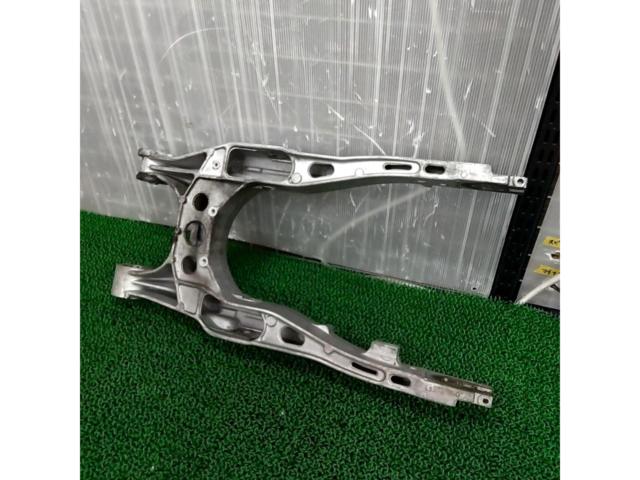 Honda (HONDA)
CBX400F
Genuine swing arm