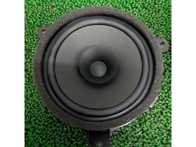 スバル フォレスターSK 純正 リアスピーカー
