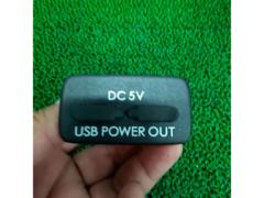 ▲▲スバル USB入力端子ユニット